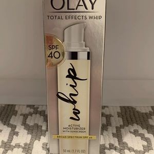 Olay Total Effects Whip Moisturizer SPF 40